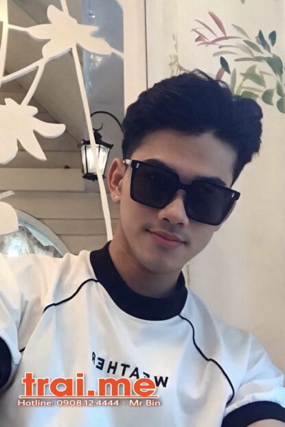 Hotboy Mình Dây, Body Có Gym Rất Sexy Mặt Rất Duyên ( Phong A522 )