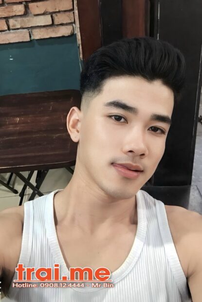 Hotboy Mình Dây, Body Có Gym Rất Sexy Mặt Rất Duyên ( Phong A522 )