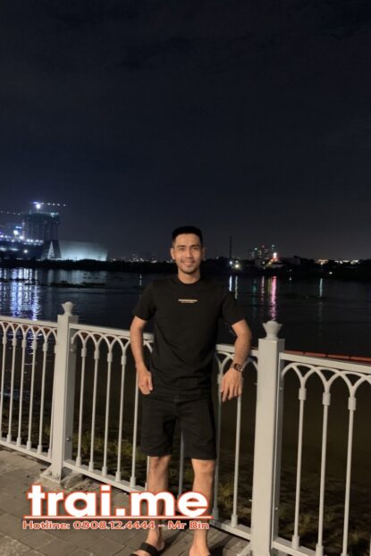 Boy Nam Tính Sexy Lông Lá Massage Làm Tình Như Người Yêu (  Long Râu )