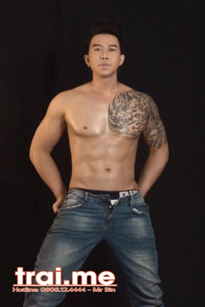 Trai Thẳng Body Cực Đẹp Làm Tình Dâm Top Massage Rất Giỏi Tê Tái Cuộc Tình Luôn Ae ( Chiến Suzuki )