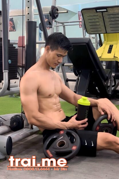 Body Gym Sáu Múi, Trai Thẳng, Gặp Trực Tiếp Rất Vui Vẻ Thân Thiện ( HUY A475 )