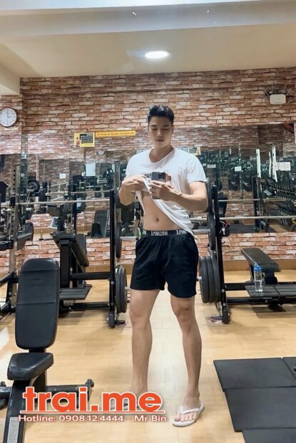 Model Tự Do Body Đẹp Cao 1m84 Sạch Sẽ Quyến Rủ Làm Tình Dâm ( Quý A347)