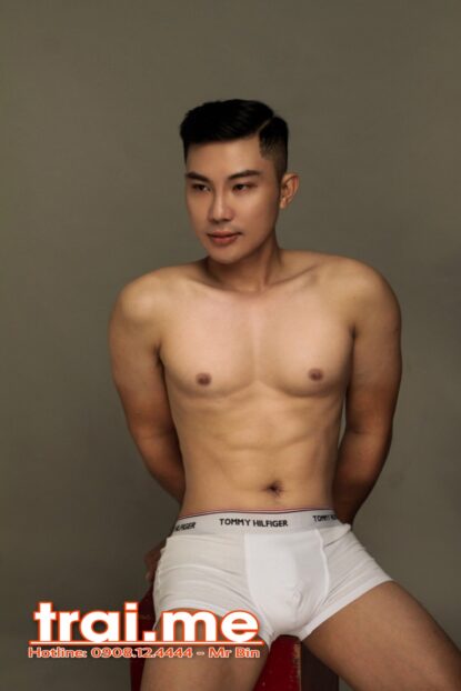 Trai Văn Phòng Nam Tính, Cu Cực Đẹp, Massage Bài Bản (Trí  A334)