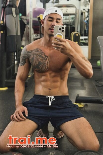 Đẹp Trai, Lông Rậm Rạp, Hàng To, Làm Tình Top Bot ( Lý A552 )