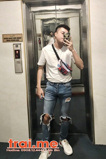 Trai Thẳng Miền Bắc Mới Vào Sài Gòn, Đẹp Lạ Dâm Dâm (Tân A332 )