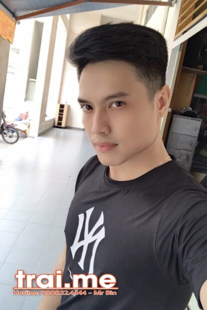 Hotboy Men Đẹp Trai Top Bot Az Nhiệt Tình ( TƯỜNG A320 )