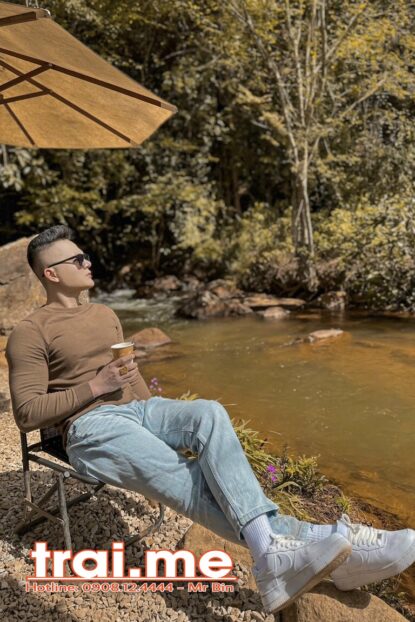 Boy Vip Dâm Men – Cực Dễ Thương, Chơi Bao Sướng Biết Massage ( Nam A321 )