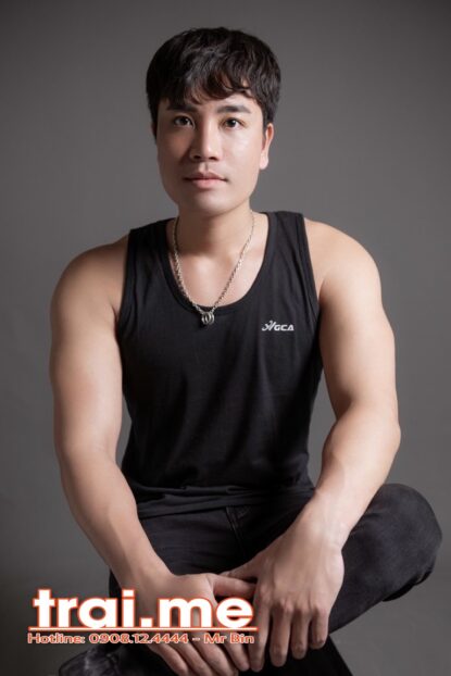 Trai Men Phục Vụ Top Bot Cao 1m87 Làm Massage Phục Vụ Bot Dâm Bao Chơi Tới Bến ( ĐỨC A534 )