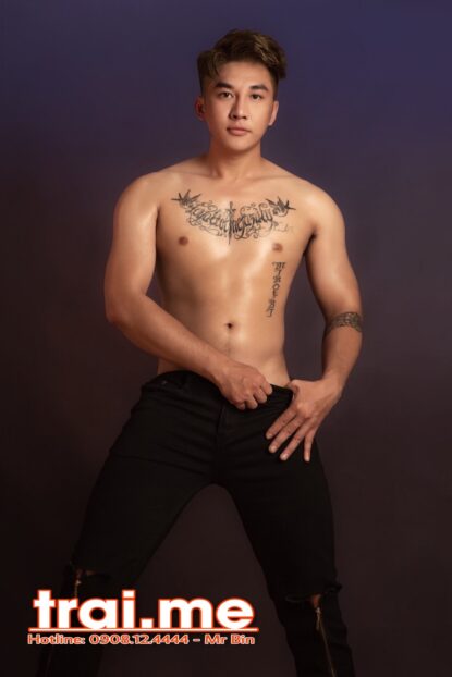 Boy Miền Tây Mới Lên Sg Hàng Dài Tới Gốn Làm Tình Sướng ( Nhật A364)