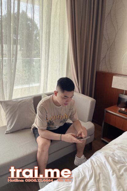 Trai Men Ngon Non Tơ, Hàng To, Massage Top Dâm ( BIN A351 )