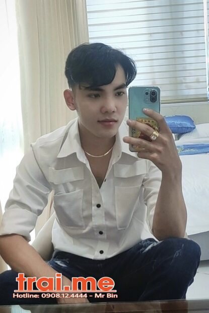 Phục Vụ Massage Làm Top Bot Dâm, Boy Dễ Thương (KHÁNH A339)