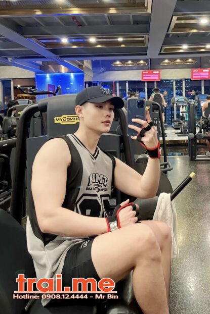 Boy Gym Massage Giỏi, Cu To Đẹp Trai, Phục Vụ Tốt ( Bin A509 )