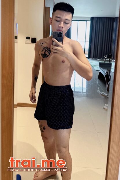 Hấp Dẫn Đúng Chất Teen 2000 Tuổi Sinh Viên Mới Ra Trường ( MAX A385 )