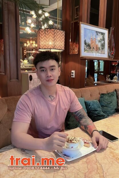 Vẻ Đẹp Lạ, Body Ngon, Top Bot Ok Vui Vẻ AZ ( TRƯƠNG HÀO )