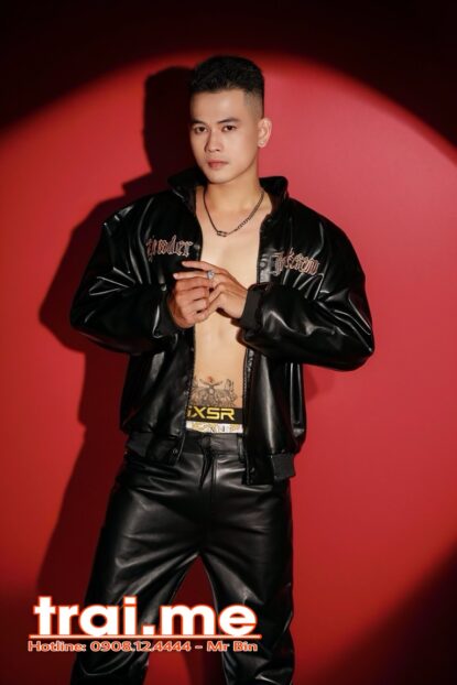 Body Mình Dây, Mặt Đẹp Trai, Nam Tính, Biết Massage ( KỲ A512 )