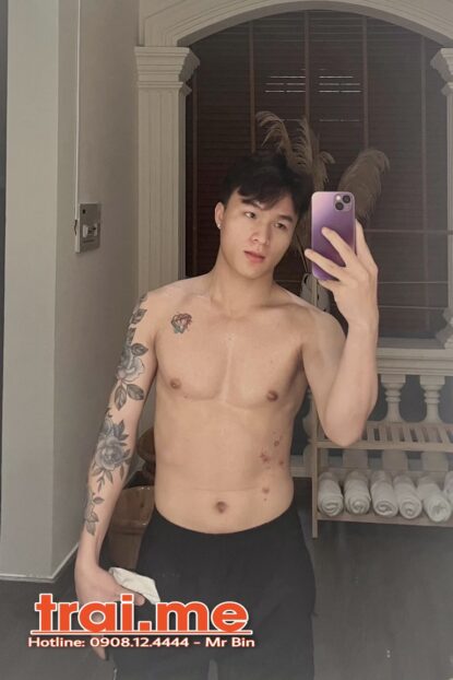 Mặt Trai Thấy Cưng, Phục Vụ Rất Tình Cảm, Body Gym Sạch Sẽ ( HÍ A478)