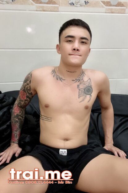 Rất Có Duyên, Sạch Sẽ, Có Hình Xăm, Only Bot Men ( Sơn A448 )