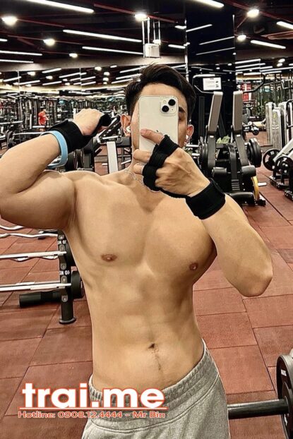 Hotboy Mặt Cực Duyên Gym Đẹp, Tình Cảm Như Người Yêu, Top Bot ( TÍN A608 )