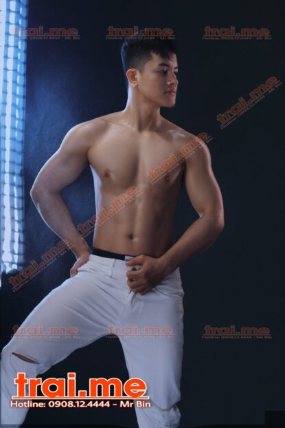 TRAI THẲNG, Body Ngon, Tình Cảm, Massage Cứng, Làm Bot ( TÀI A407 )