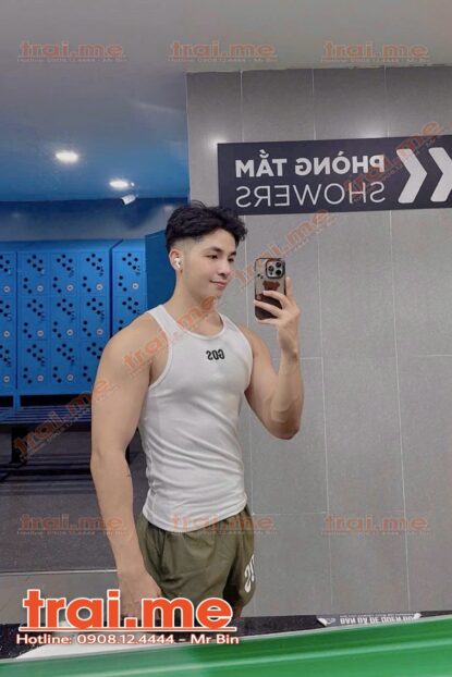 Trai Ngoan Vui Vẻ Phục Vụ Ngon Lành Thoả Mãn Top Bot Good ( KHÁNH A443 )