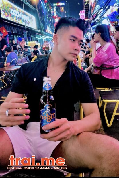 Chàng Trai Đến Từ Tương Lai Sẽ Làm Cho Anh Em Bắn Tung Toé ( Thành A540 )