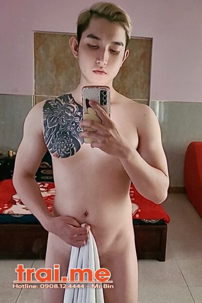 Trai Thẳng Chuẩn Mặt Cực Teen, Da Trắng, NVVP Đảm Bảo Lịch Sự ( TY A461 )