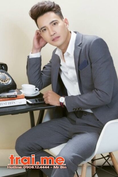 Chàng Trai Đầy Yêu Thương, Rất Là Tình Cảm, Mặt Thư Sinh ( Đạt A562 )