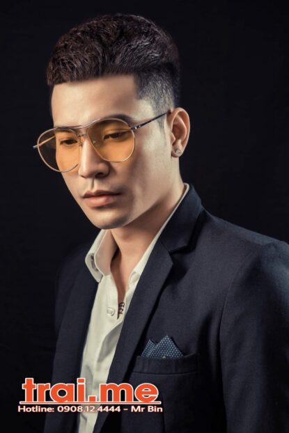 Chàng Trai Đầy Yêu Thương, Rất Là Tình Cảm, Mặt Thư Sinh ( Đạt A562 )