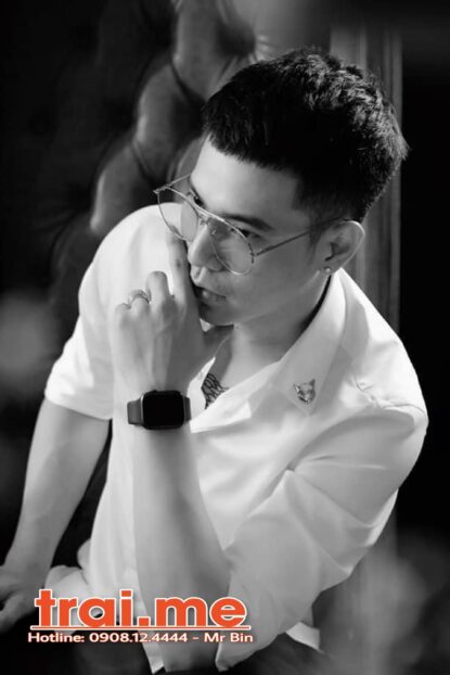 Chàng Trai Đầy Yêu Thương, Rất Là Tình Cảm, Mặt Thư Sinh ( Đạt A562 )