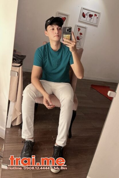 Chuẩn Dáng Người Mẫu Cao 1m90 Đẹp Trai Sang Chảnh Cu Non Tơ Ngon ( Leng A571 )