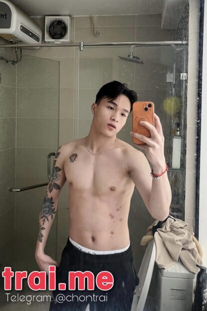 Mặt Trai Thấy Cưng, Phục Vụ Rất Tình Cảm, Body Gym Sạch Sẽ ( HÍ A478)