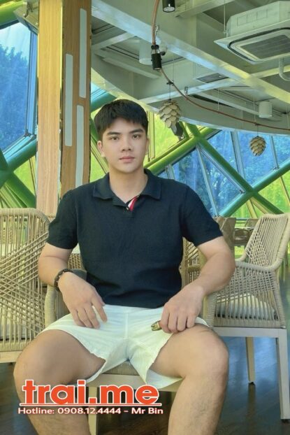 Đẹp Trai, Da Trắng, Cu Ngon Top Bot AZ Chuẩn Tiền ( ĐẠT A457 )