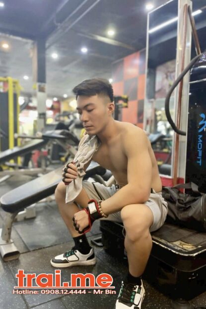 Trai Thẳng Top Gym 6 Múi Cu Bự Matxa Tốt Bú Liếm Giỏi AZ ( Phú A586 )