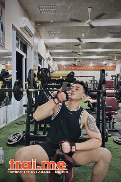 Trai Thẳng Top Men Nhiệt Tình Body Gym Khủng Biết Massage ( Phong A436 )