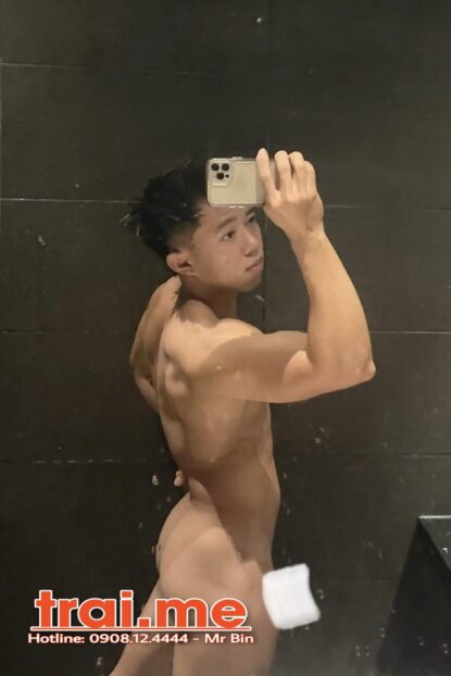 Trải Nghiệm Tuyệt Vời Với Trai 2000 Cứng Ngắt Từ Body Đến Cây Hàng 18cm ( Long A627 )