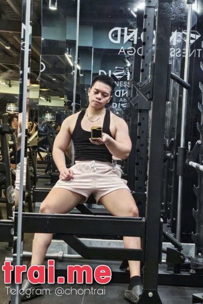 Trai Gym Ngon Sạch Sẽ Body Khủng Mông Đùi To Dâm Top Bot ( Danh A630 )