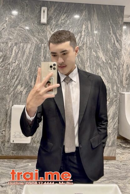 Trai Lễ Tân Khách Sạn Body Dâm Làm Tình AZ Top Bot ( Lee A558 )