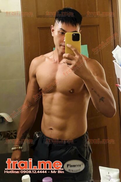 Hàng Siêu Phẩm Đẹp Trai Sạch Sẽ Body Ngon Nhiệt Tình Chơi Hết Mình, Nhìn Lâu Ghiền Em Nó Luôn ( THÀNH A520 )