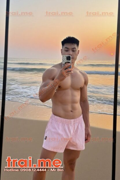 Hàng Siêu Phẩm Đẹp Trai Sạch Sẽ Body Ngon Nhiệt Tình Chơi Hết Mình, Nhìn Lâu Ghiền Em Nó Luôn ( THÀNH A520 )
