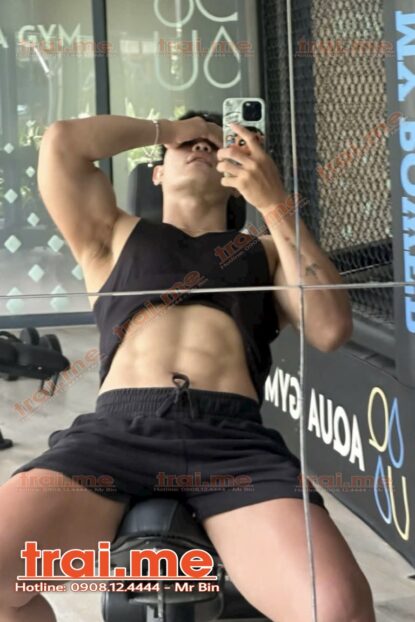 Hàng Siêu Phẩm Đẹp Trai Sạch Sẽ Body Ngon Nhiệt Tình Chơi Hết Mình, Nhìn Lâu Ghiền Em Nó Luôn ( THÀNH A520 )