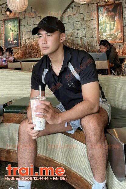 Chàng Trai Đến Từ Tương Lai Sẽ Làm Cho Anh Em Bắn Tung Toé ( Thành A540 )