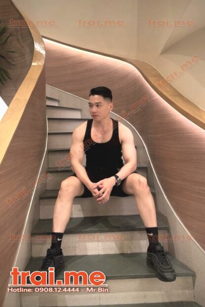 Hot, Trai Ngon Thanh Xuân, Body 6 Múi, Tay Nghề Massage Xuất Sắc ( Nhân A495 )