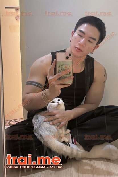 Chàng Trai Dễ Thương, Hàng Khủng, Nhiệt Tình Top Bot Làm Tình Sướng ( Phát A733 )