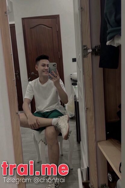 Boy Sinh Viên Hàng To Biết Massage, Dễ Thương Nhiệt Tình Nam Tính ( Hoàng A410 )
