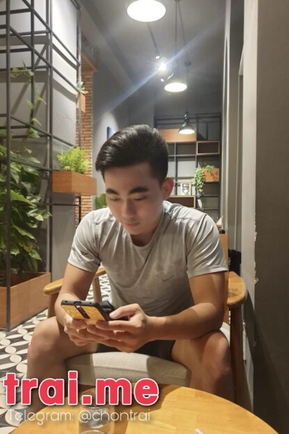 Đẹp Trai, Làm Tình Cứ Như Người Yêu Sao Chịu Nỗi ( VŨ A373 )