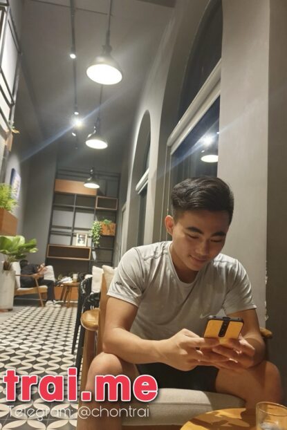 Đẹp Trai, Làm Tình Cứ Như Người Yêu Sao Chịu Nỗi ( VŨ A373 )