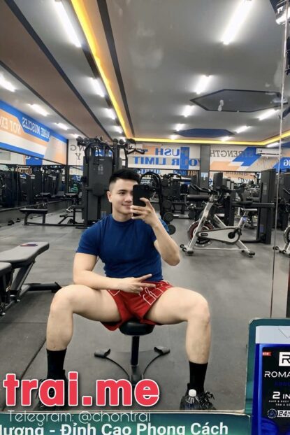 Trai Dẫn Trương Trình Mặt Cực Duyên Top Bot Az Chơi Tới Bến ( Đu A447 )