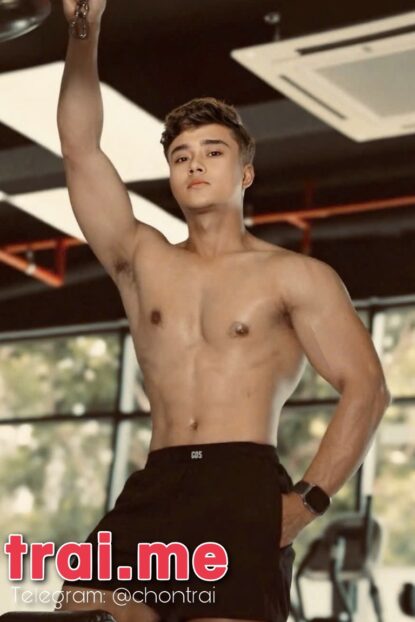 Model Thể Hình, Huấn Luyện Viên Gym Body Cực Mạnh Mẽ, Cao To Khủng ( Phú Bb100 )