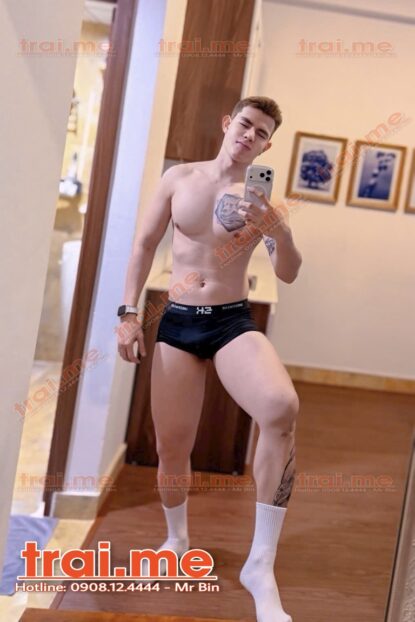 Only Bot Men, Body Gym, Form Dáng Gym Đẹp, Mặt Rất Dzâm ( Tú A427 )