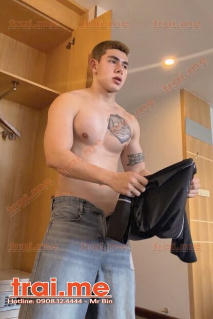 Only Bot Men, Body Gym, Form Dáng Gym Đẹp, Mặt Rất Dzâm ( Tú A427 )